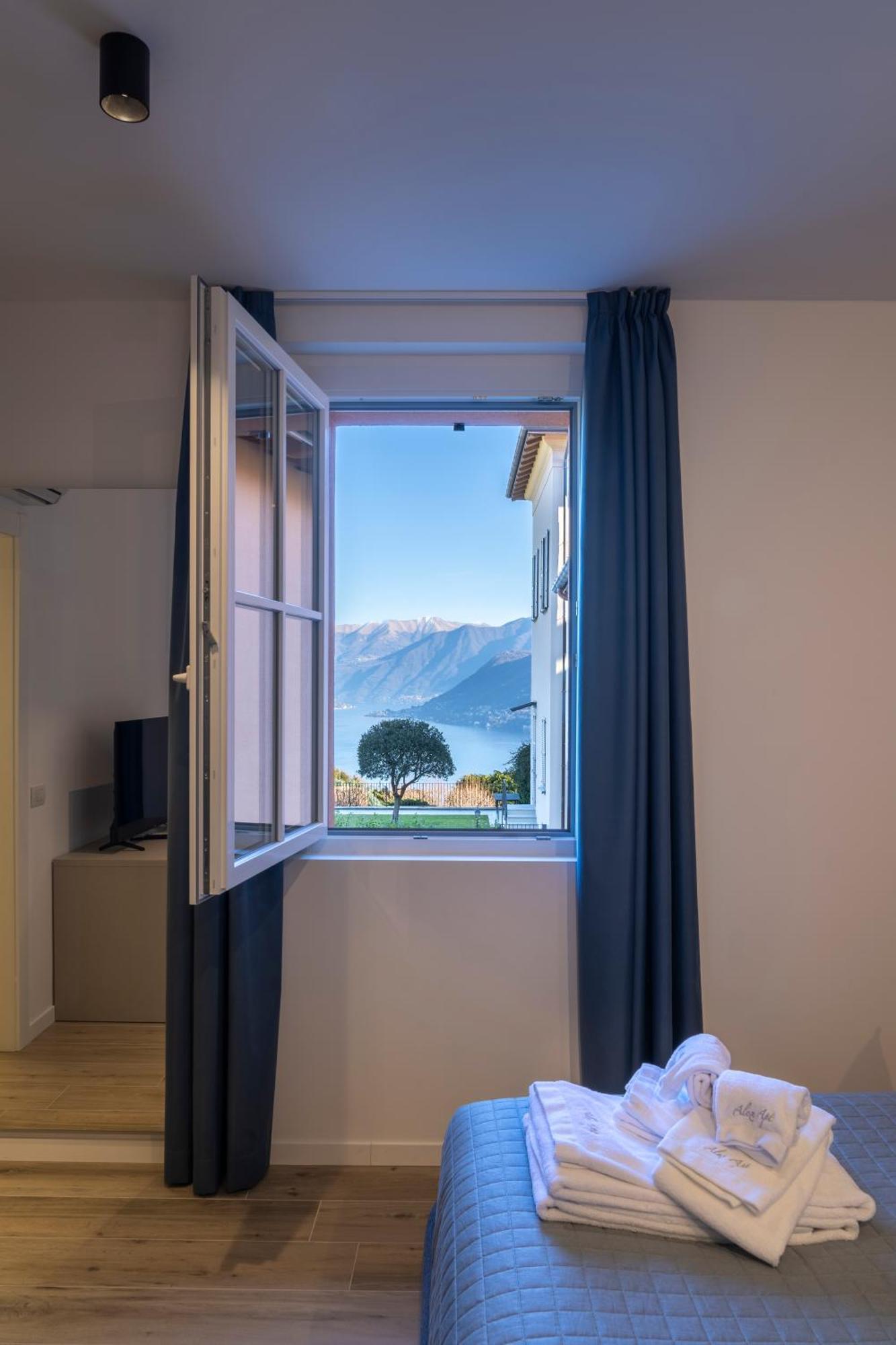 Alex'S Luxury Lake View Apt Pool And Tennis Como Eksteriør bilde